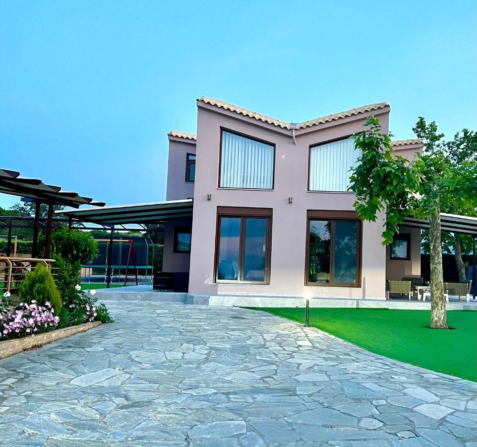 Rouga Paradise Resort Vonitsa Exterior photo